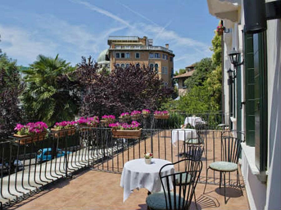 Hotel Villa Edera Lido di Venezia Exterior photo