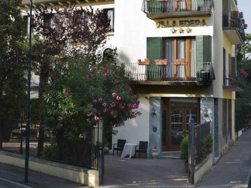 Hotel Villa Edera Lido di Venezia Exterior photo